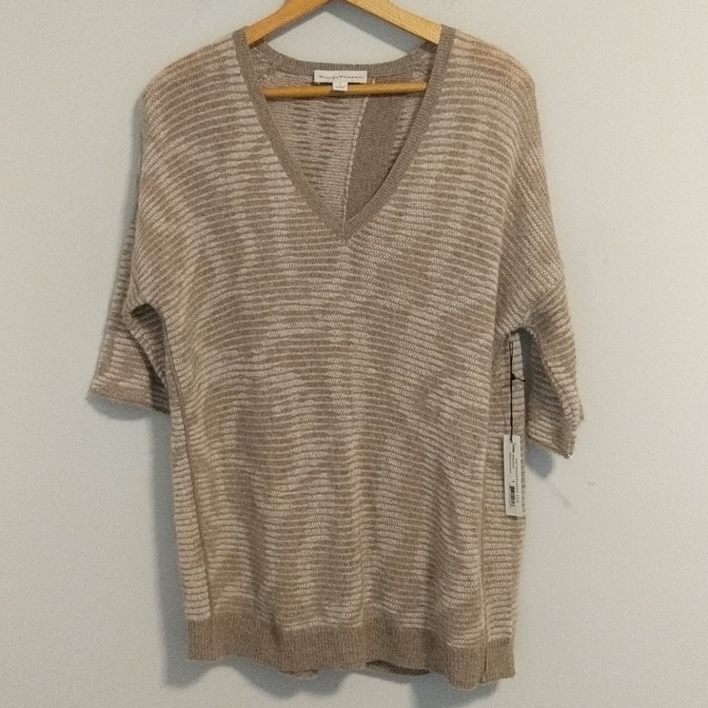 White + Warren 100% Cashmere v-neck oversized sweater size small